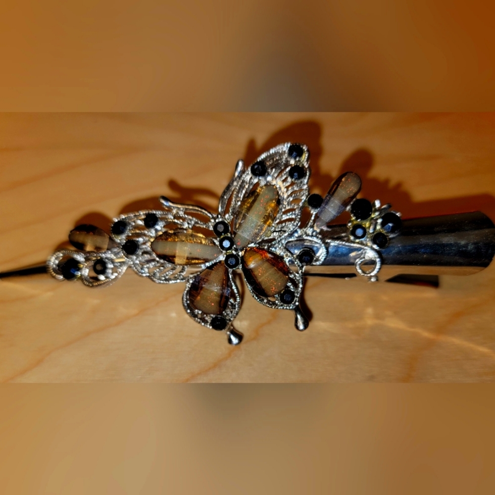 Vintage Silver Tone Butterfly RHINESTONE Claw Clip